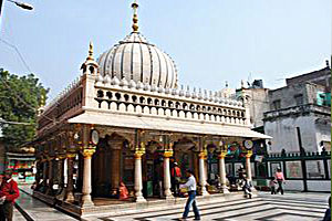dargah-nezamedin